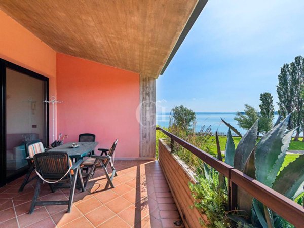 appartamento in vendita a Sirmione