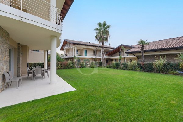 appartamento in vendita a Sirmione