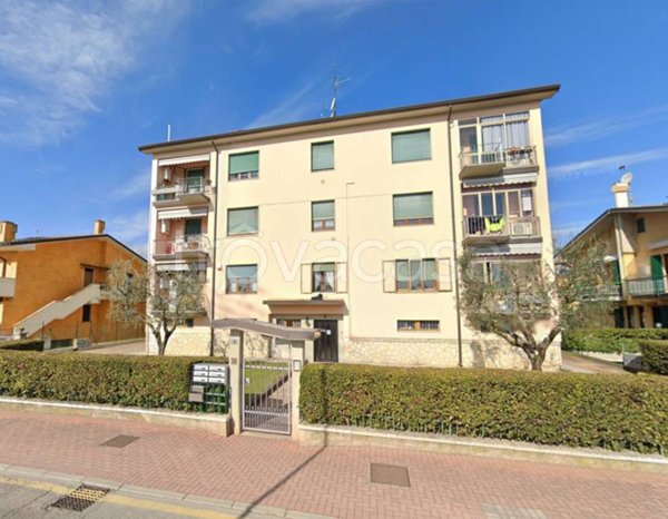 appartamento in vendita a Sirmione
