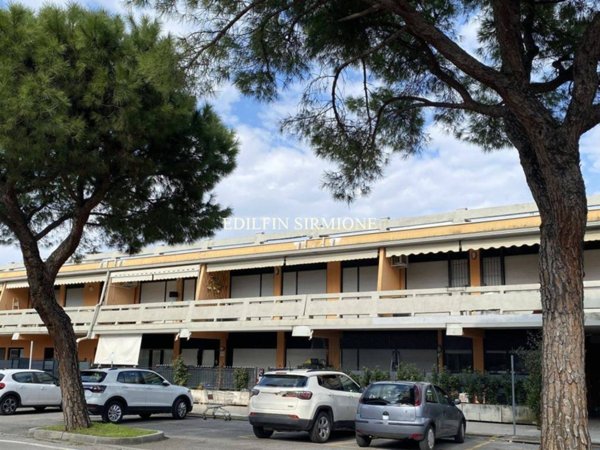 appartamento in vendita a Sirmione in zona Colombare