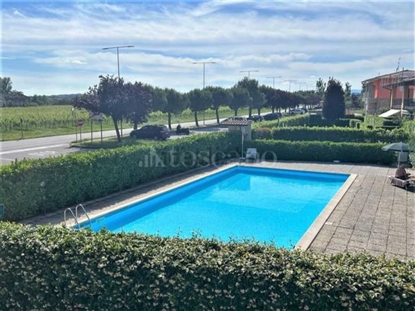 appartamento in vendita a Sirmione in zona Colombare