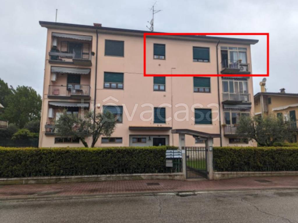appartamento in vendita a Sirmione