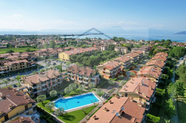 appartamento in vendita a Sirmione in zona Lugana