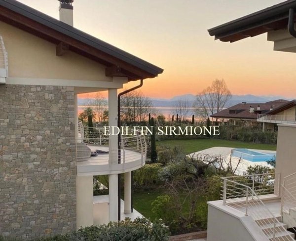 appartamento in vendita a Sirmione