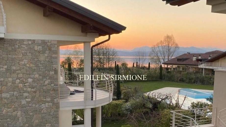 appartamento in vendita a Sirmione