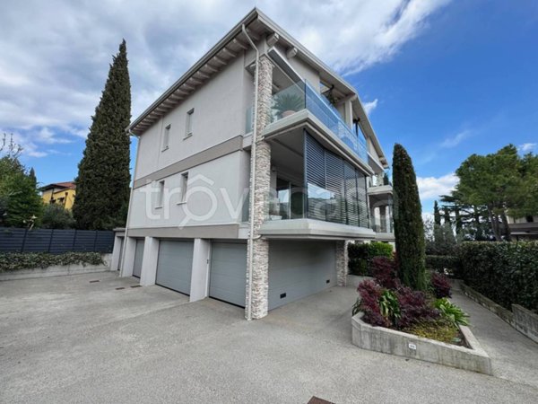appartamento in vendita a Sirmione