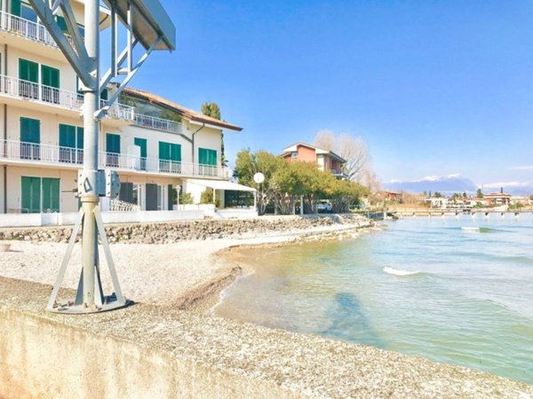 appartamento in vendita a Sirmione