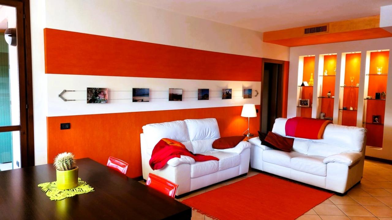 appartamento in vendita a Sirmione in zona Colombare
