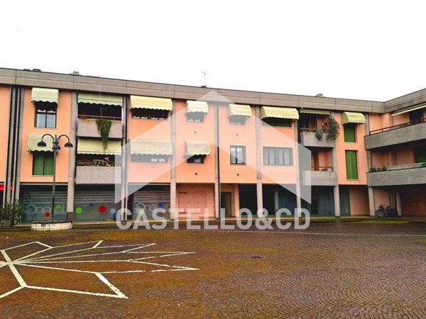 appartamento in vendita a Sirmione in zona Colombare