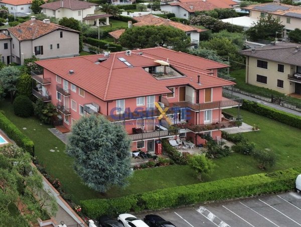 appartamento in vendita a Sirmione