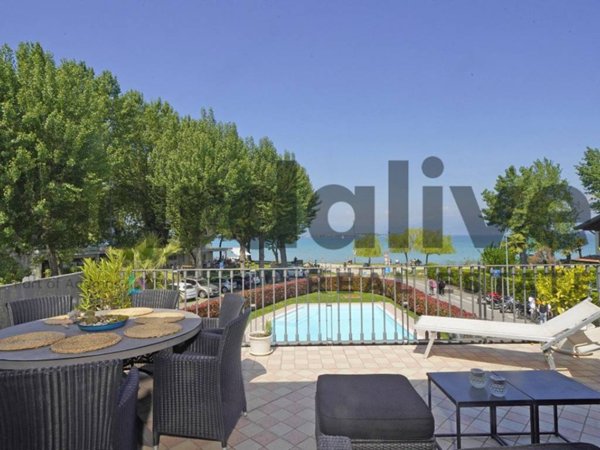 appartamento in vendita a Sirmione
