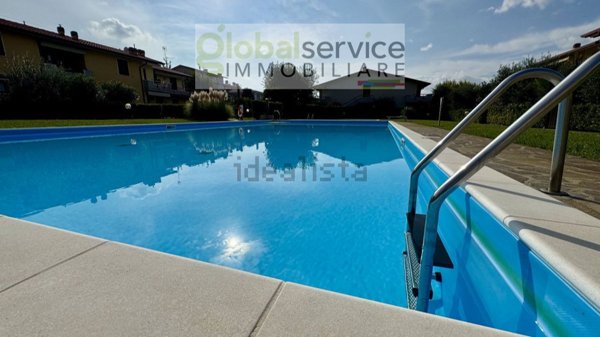 appartamento in vendita a Sirmione in zona Colombare