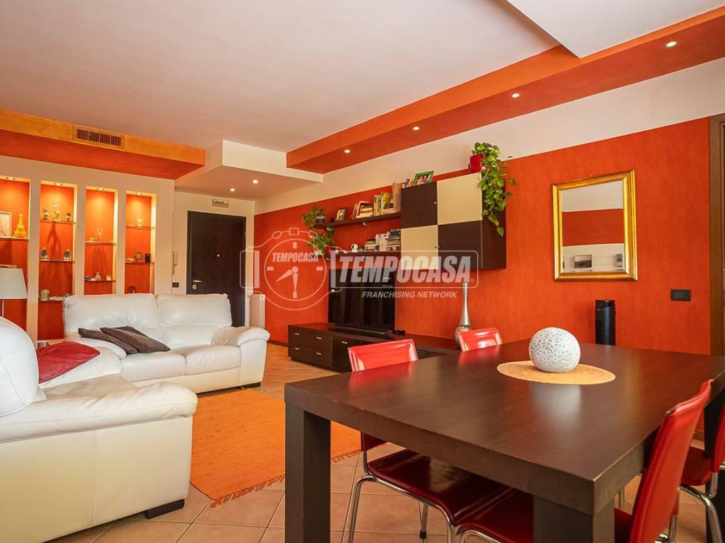appartamento in vendita a Sirmione