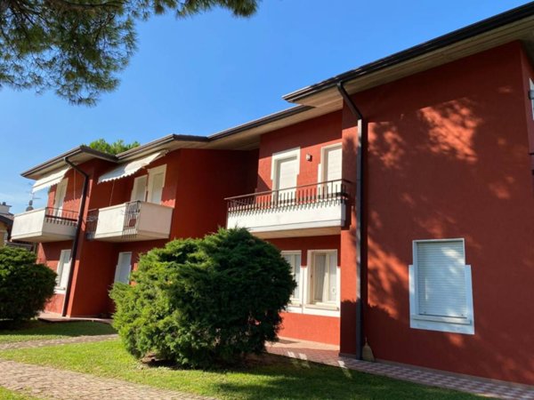 appartamento in vendita a Sirmione in zona Colombare