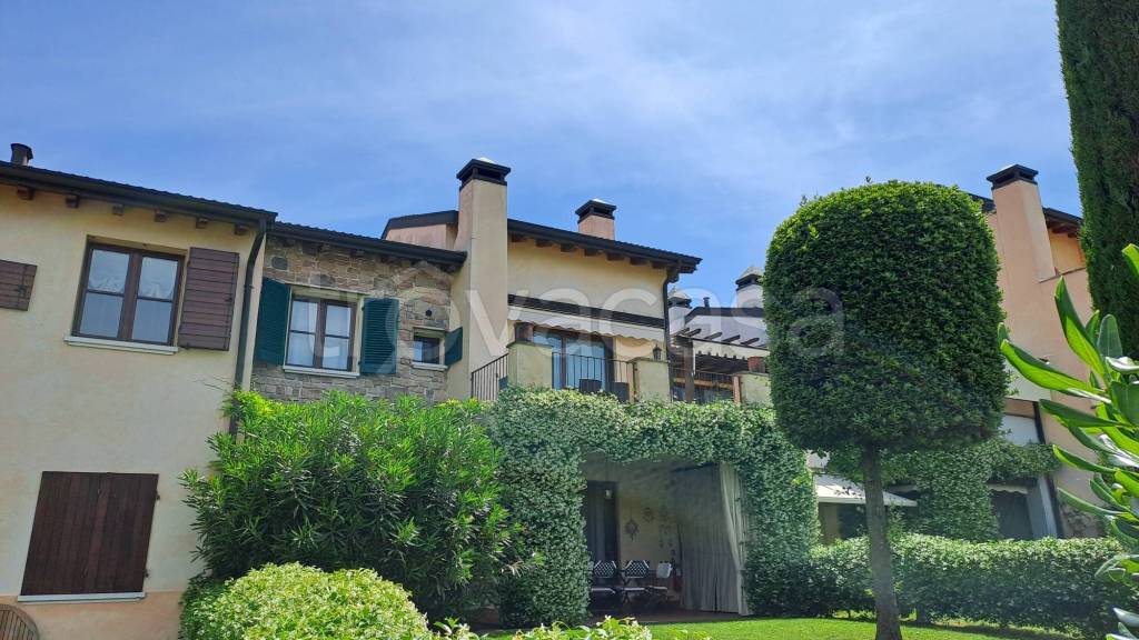 appartamento in vendita a Sirmione