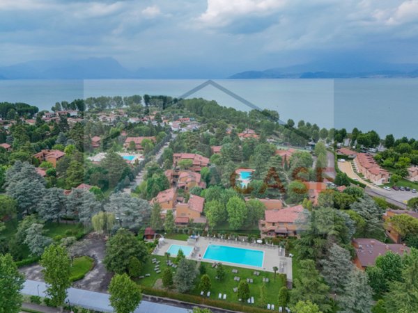 appartamento in vendita a Sirmione in zona Lugana