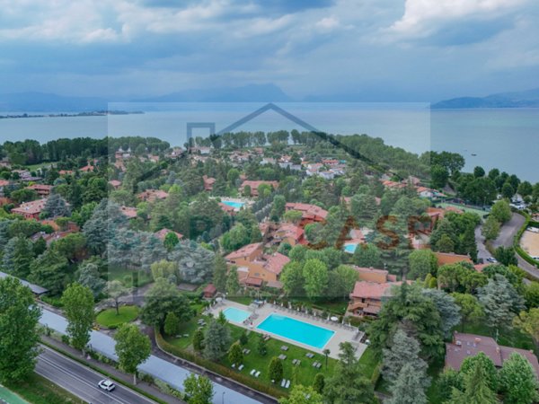 appartamento in vendita a Sirmione in zona Lugana