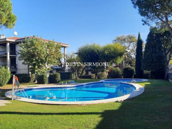appartamento in vendita a Sirmione in zona Colombare