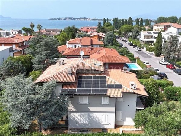 appartamento in vendita a Sirmione
