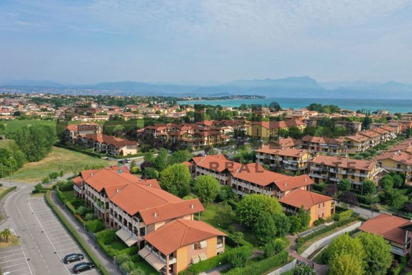 appartamento in vendita a Sirmione in zona Lugana