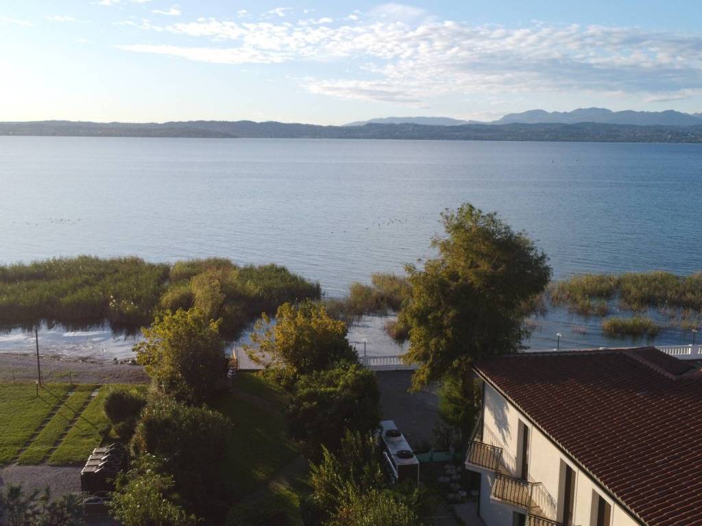 appartamento in vendita a Sirmione