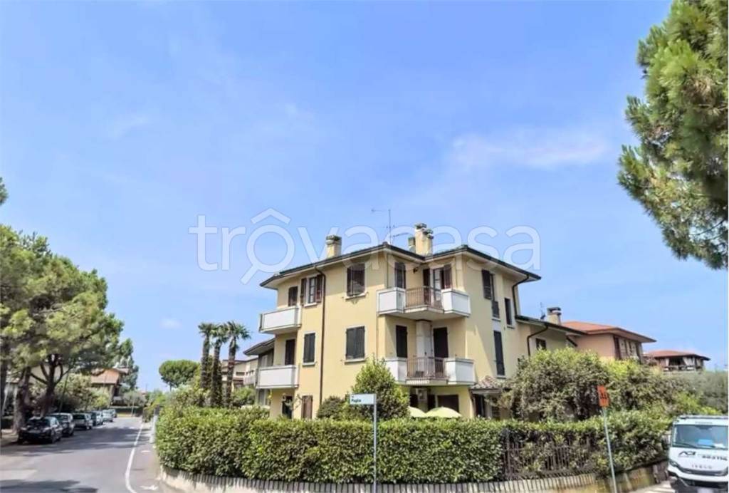 appartamento in vendita a Sirmione in zona Colombare