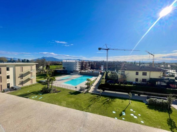 appartamento in vendita a Sirmione