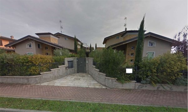 appartamento in vendita a Sirmione in zona Lugana