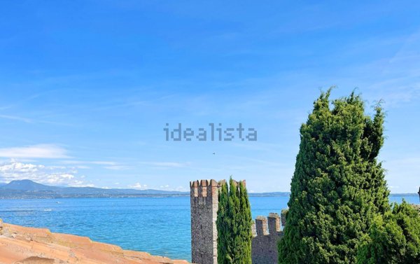 appartamento in vendita a Sirmione