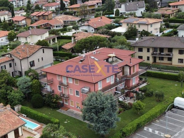 appartamento in vendita a Sirmione