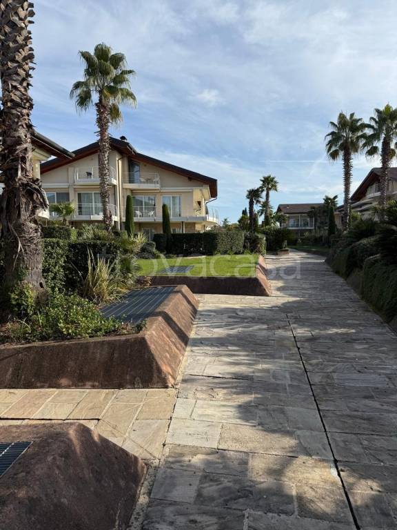 appartamento in vendita a Sirmione