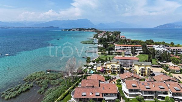 appartamento in vendita a Sirmione