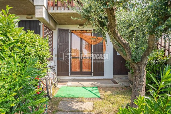 appartamento in vendita a Sirmione in zona Colombare