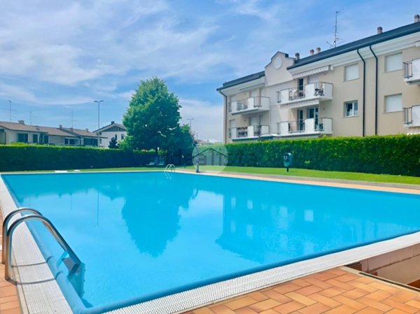 appartamento in vendita a Sirmione in zona Colombare
