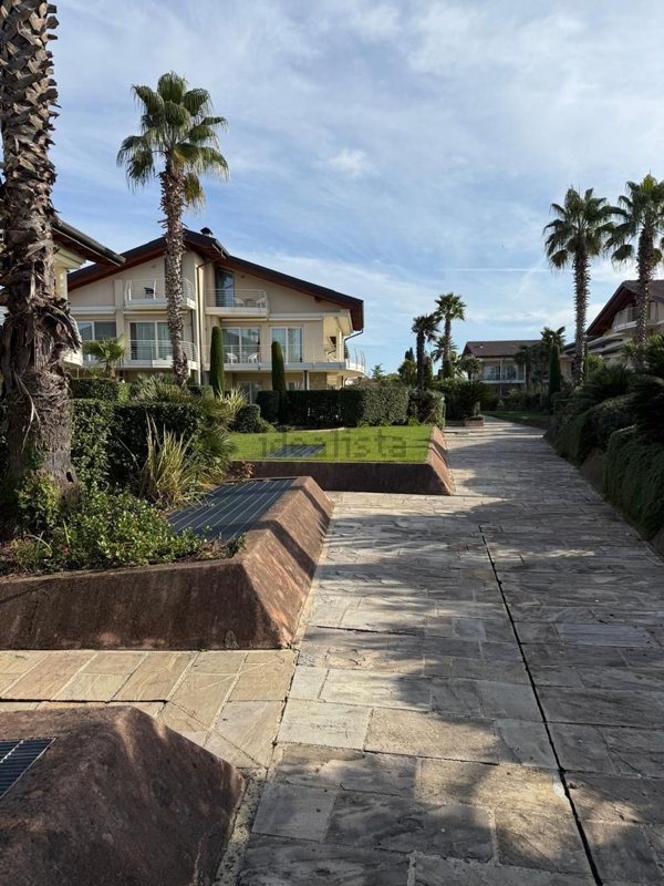 appartamento in vendita a Sirmione
