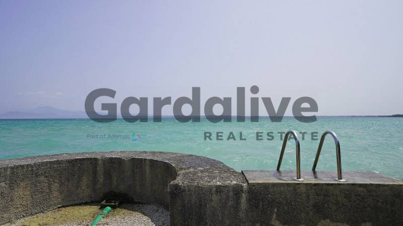 appartamento in vendita a Sirmione in zona Colombare