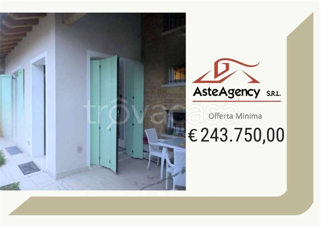 appartamento in vendita a Sirmione in zona Colombare