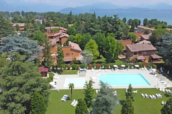 appartamento in vendita a Sirmione