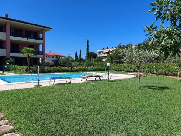 appartamento in vendita a Sirmione