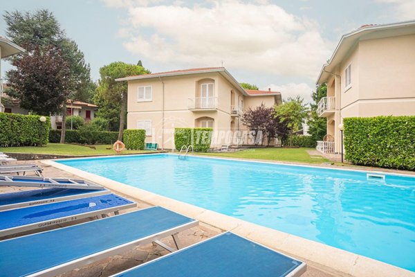 appartamento in vendita a Sirmione in zona Colombare