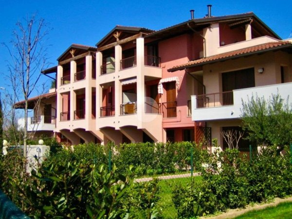 appartamento in vendita a Sirmione in zona Lugana