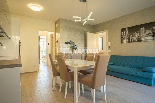 appartamento in vendita a Sirmione in zona Lugana