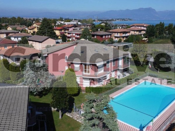 appartamento in vendita a Sirmione in zona Lugana