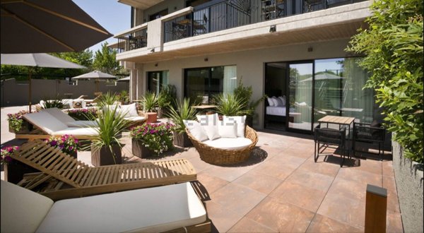 negozio in vendita a Sirmione