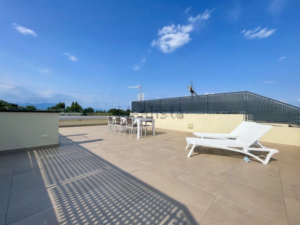 appartamento in vendita a Sirmione