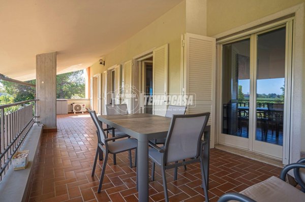 appartamento in vendita a Sirmione in zona Colombare