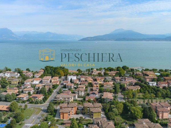 appartamento in vendita a Sirmione in zona Lugana