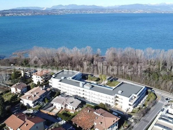 appartamento in vendita a Sirmione