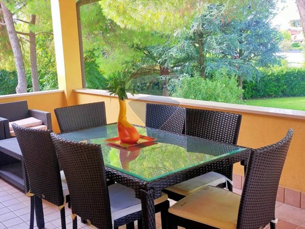 appartamento in vendita a Sirmione in zona Colombare