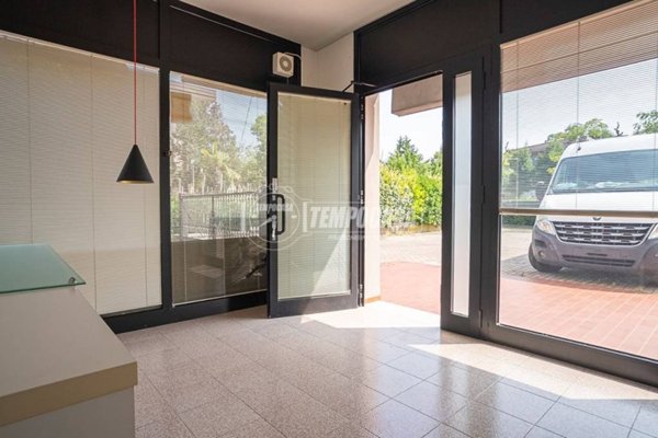 negozio in vendita a Sirmione